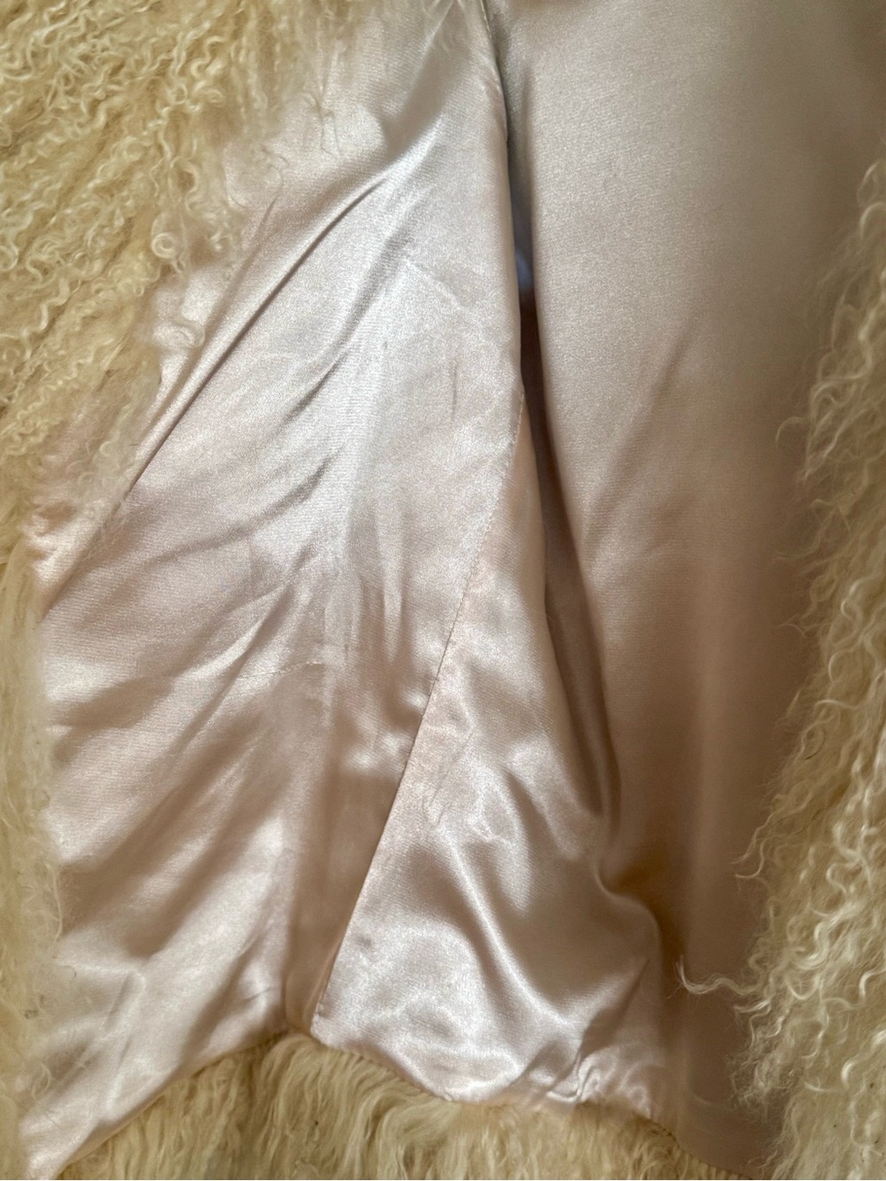 Vintage Mongolian Lamb Hooded Vest Coat White Cream Members Only - Picture 4 of 7